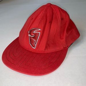 Like-new Thor racing gear Flexfit red cap